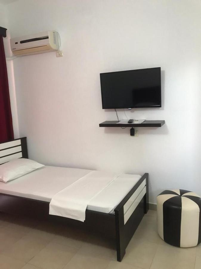 Hotel Villa Ruci Ksamil Bagian luar foto